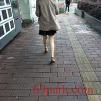 /photo/641024/街头美腿/img20190508163049_1_5_small.jpg