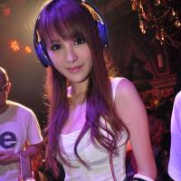 /photo/678469/气质年轻夫妻/c9fcc3cec3fdfc034d8b_1_1_small.jpg