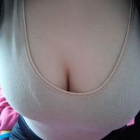 /photo/785768/老婆的丰乳肥臀/ec3701a79f22a487365225c82f607bd_1_6_small.jpg