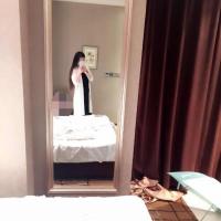 /photo/792209/实拍老婆/mmexport1533391759401_1_4_small.jpg