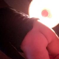 /photo/816192/翘臀骚妻/screenshot_2018-01-07-20-59-17-_24_14_small.jpg