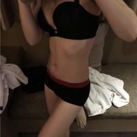 /photo/823741/骚逼老婆，大家操/ad34fc71-2913-44bc-853c-13c47be_1_10_small.jpg