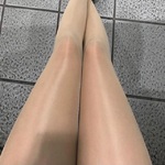 /photo/885711/丝袜骚妻/d30f05f7-fc35-47a3-b16f-544a537575af_11_14_small.jpg