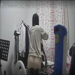 /photo/894847/远程镜头下独自在家的老婆/screenshot_20211217_080506_com.tplink.ipc_1_8_small.jpg