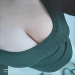/photo/896292/老婆显胸大奶装/38f85372-b6cf-4687-93f7-7ae6dd5901e3_1_1_small.jpg